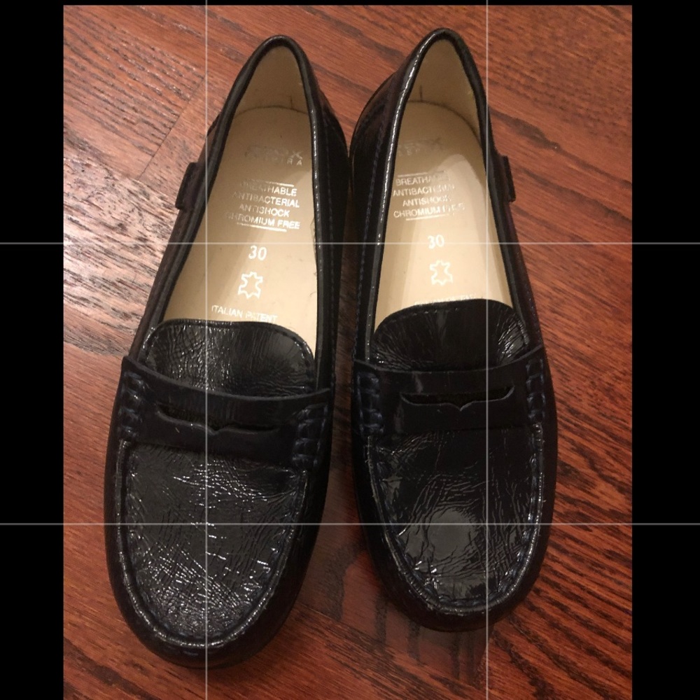 Navy Patent Geox Respira (NWOT) - Size 30/12